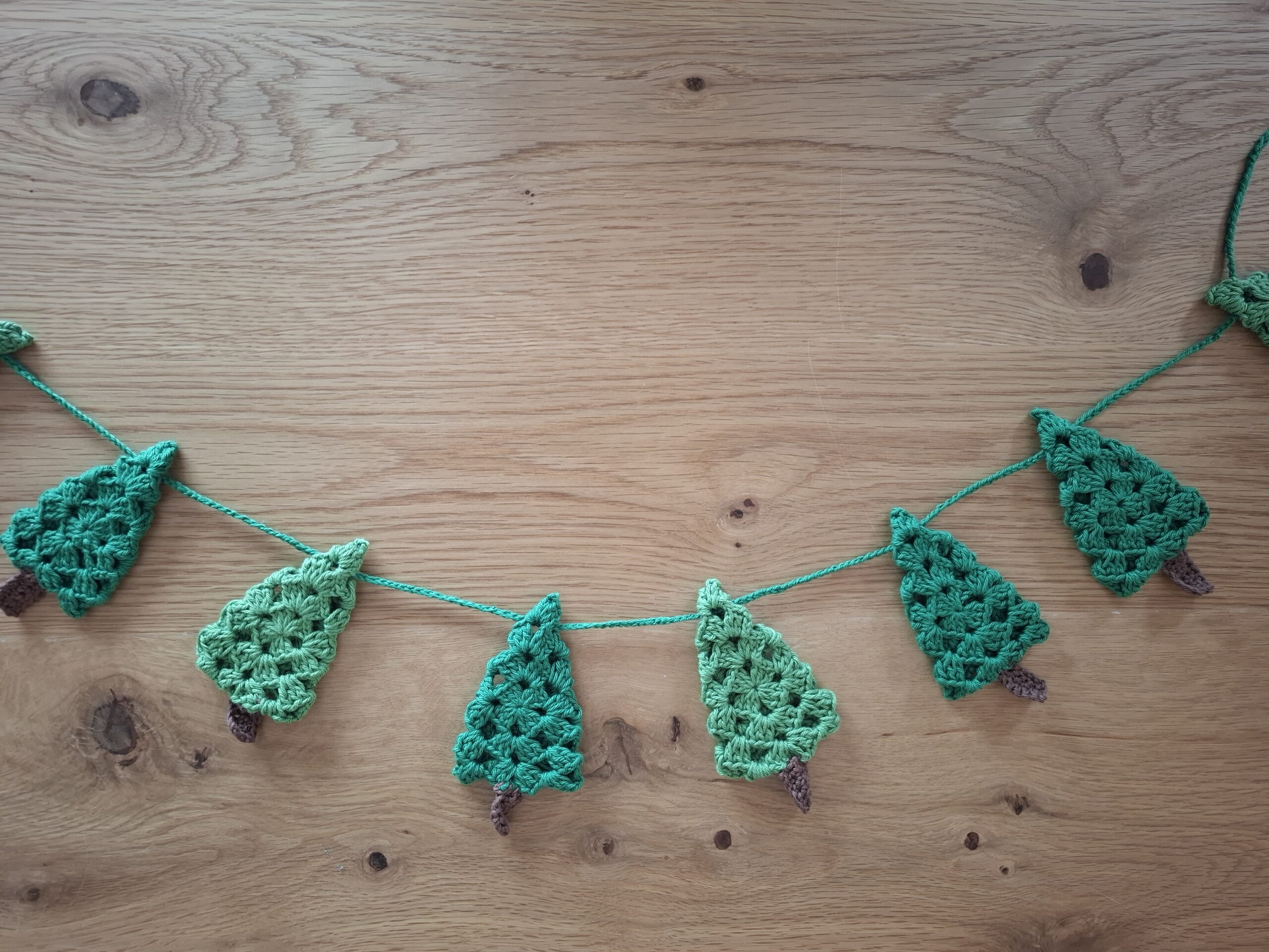 Tannenbäume häkeln